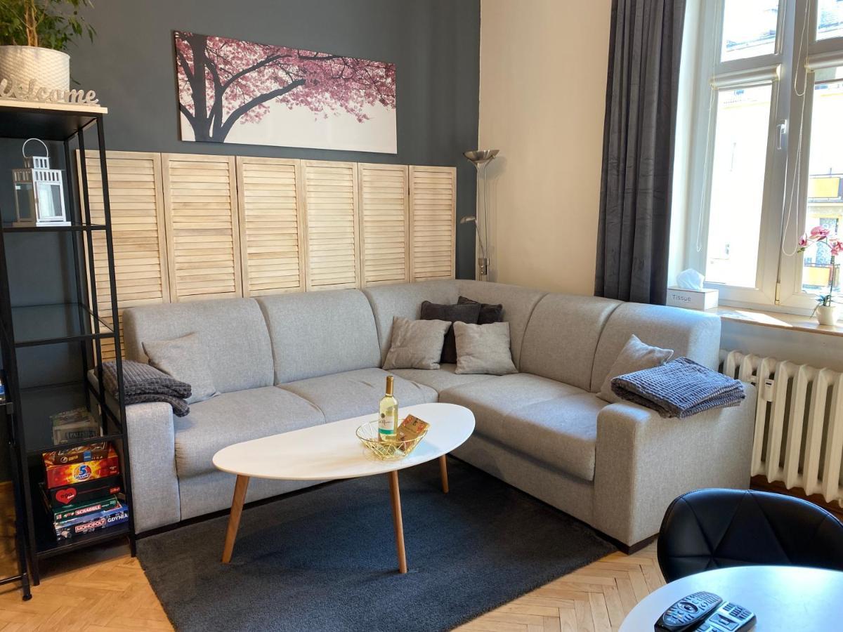 Apartament Przy Plazy W Centrum Gdyni - Prywatny Parking! Гдиня Екстериор снимка